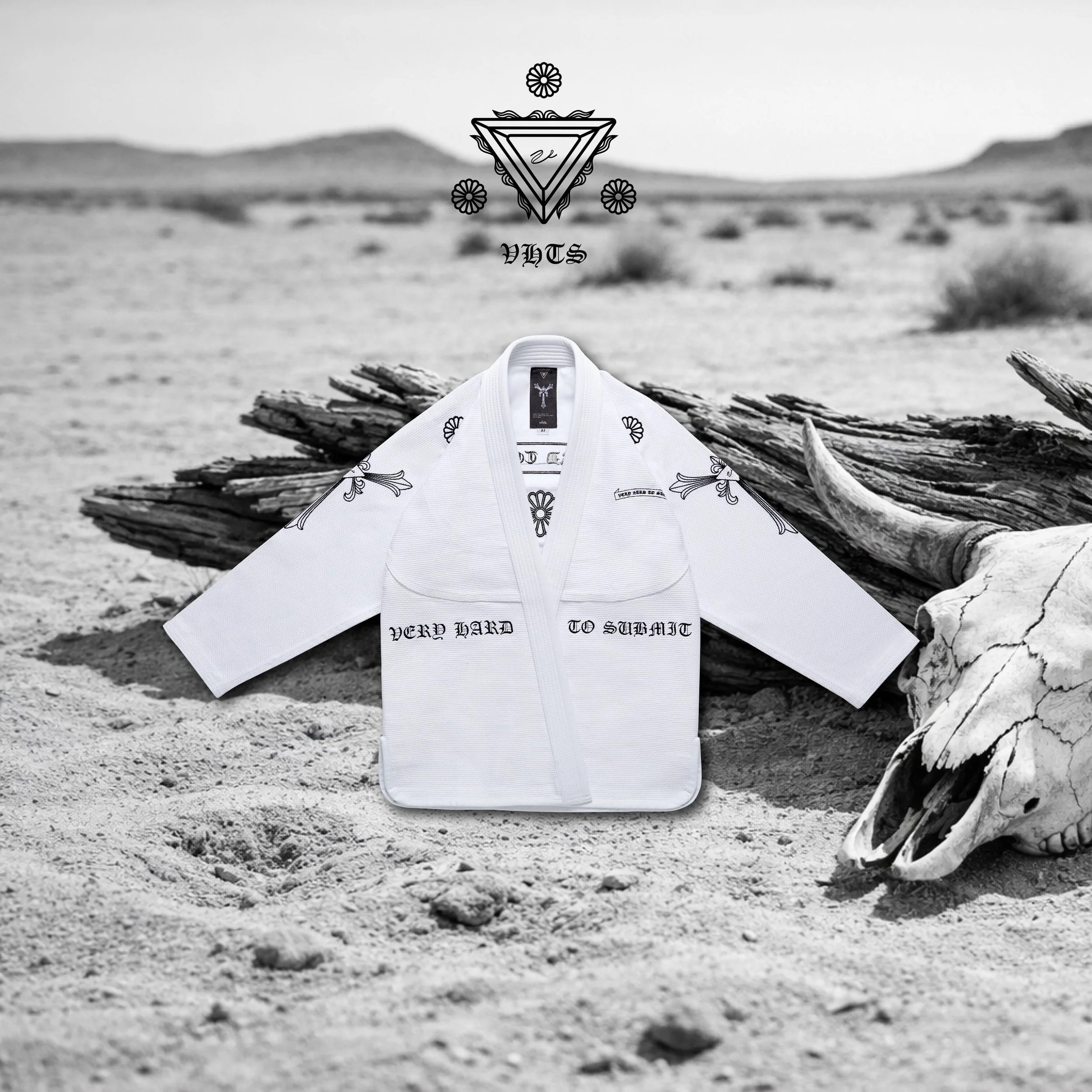 Spring/Summer 2026 Special edition - Ghost Core kimono WHITE